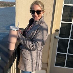 Meet your Posher, Allison